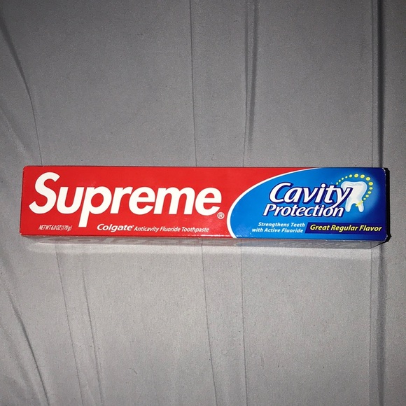 Supreme Colgate Toothpaste🆕 - Picture 3 of 12